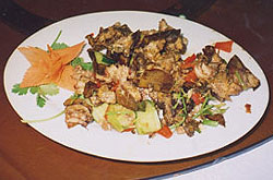 一 碟 馬 蹄 蟹 肉