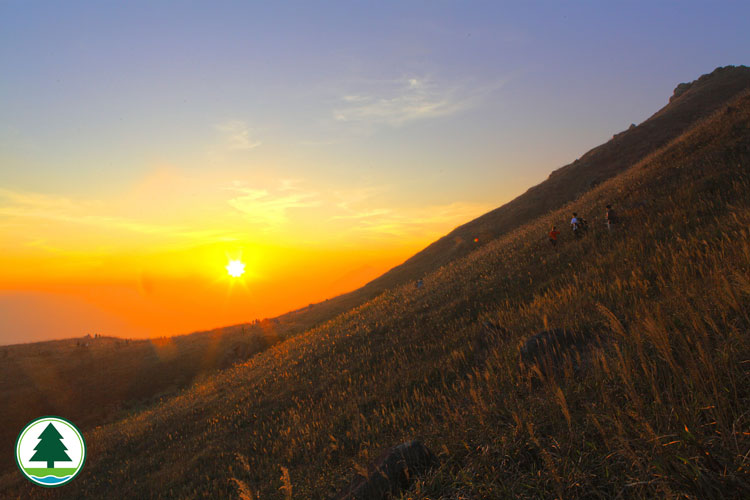 Sunset at Sunset Peak