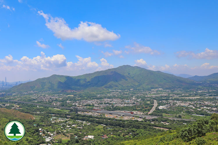 Overlooking Kam Tin & Kai Kung Leng from Tai Lam Chung Country Trail