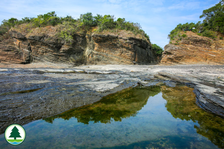 Cham Keng Chau